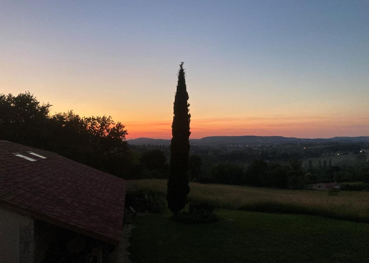La Bastide Portoly B&B "Pruneaux" Penne-dʼAgenais Zewnętrze zdjęcie